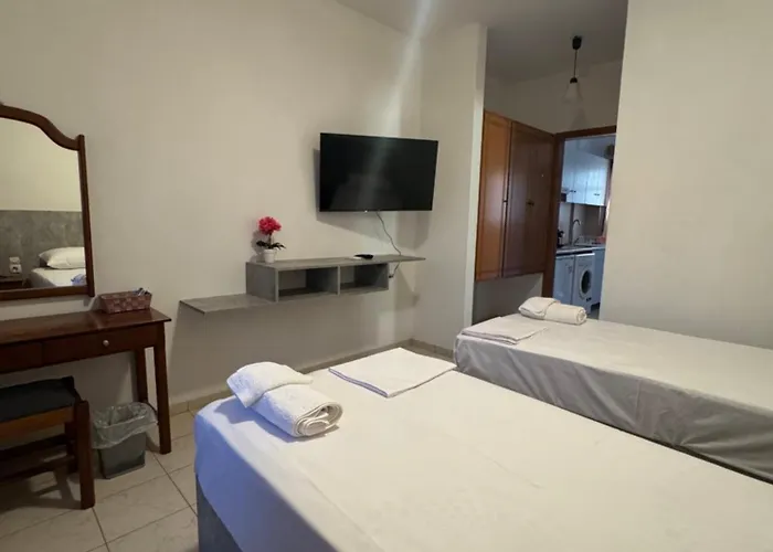 Апартаменты Breathe Easy Living